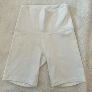 TNA Life Atmosphere white 7” bike shorts